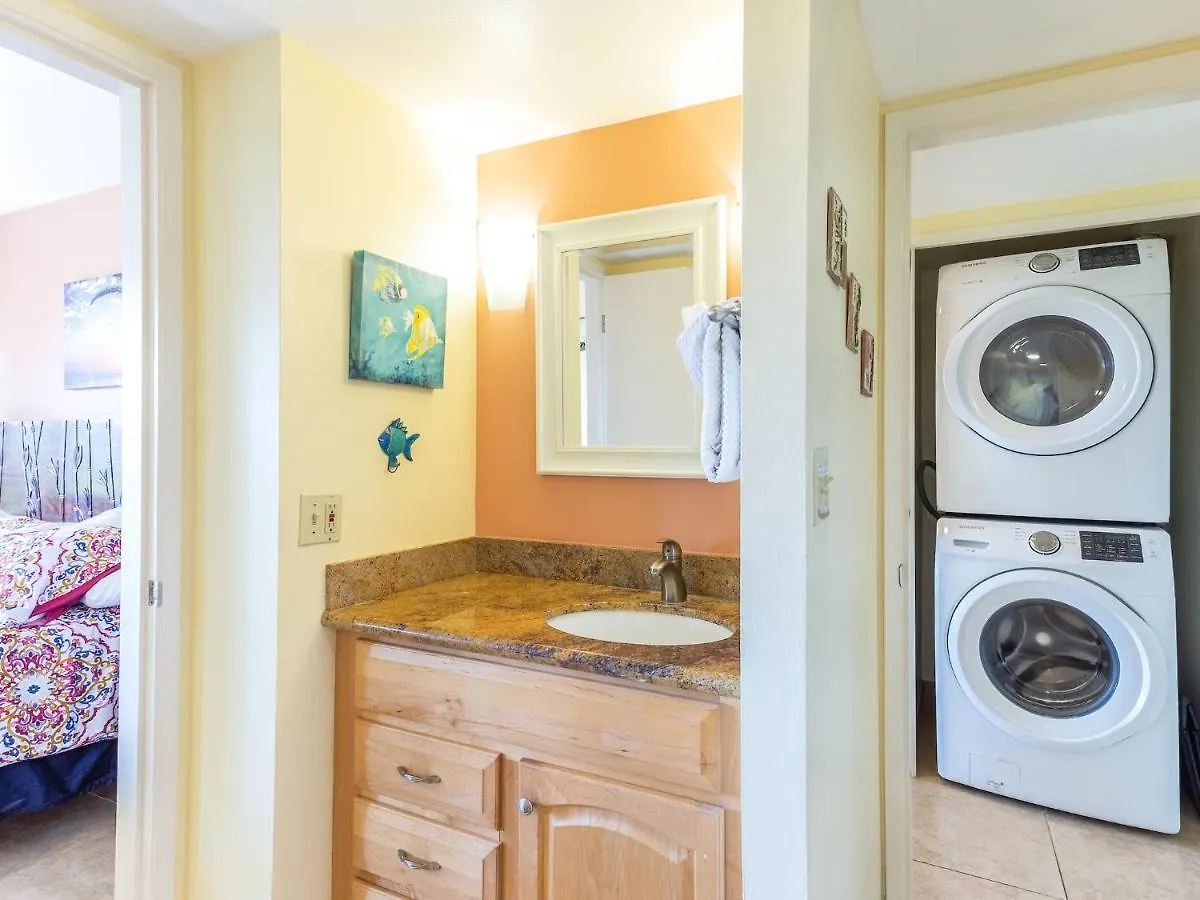 Maui Banyan T-305B Apartment Wailea  United States