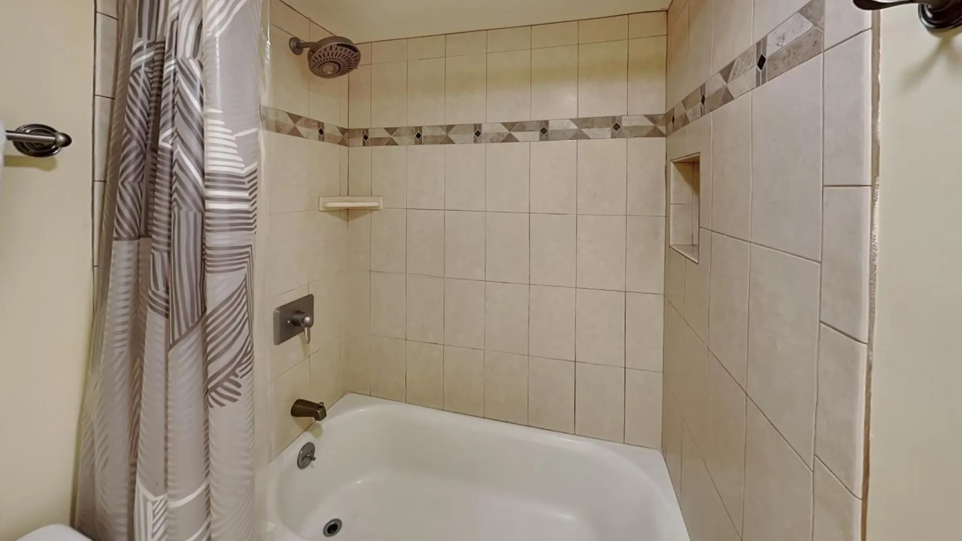 Maui Banyan T-305B Apartment Wailea  United States